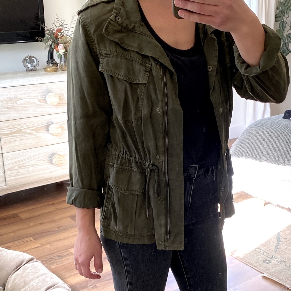 Aritzia Talula Green Cargo Jacket Size Medium